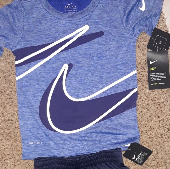 ⛔⛔SOLD⛔⛔Boys Nike Outfit - Picture 1 of 1